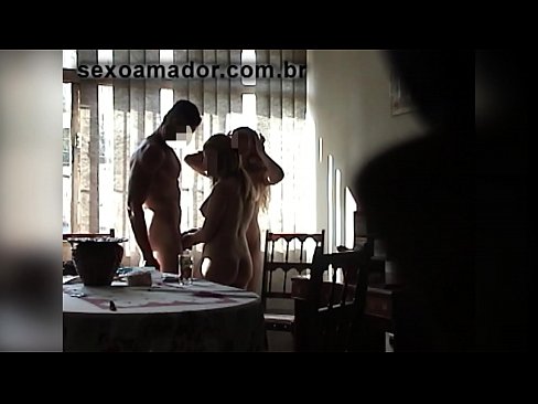 ❤️ دوستان سکس یک مرد غول پیکر و سه نفری را با او دعوت می کنند پورنو خانگی در پورنو fa.https-tubsexer.ru
